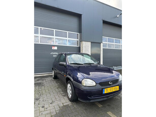 Opel Corsa 1.4i Strada AUTOMAAT NW APK