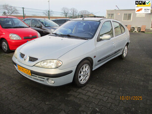 Renault Mégane Renault Mégane 1.4-16V Expression 5 DRS-AIRCO