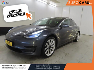 Tesla Model 3 Standard RWD Plus 60 kWh | Navigatie | Panorama dak | Autopilot | Camera | Parkeersensoren | Stoelverwarming | Lichtmetalen Velgen 19