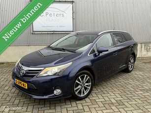 Toyota Avensis VERKOCHT 1.8 VVTi Dynamic Business 2013 / Camera / Navigatie / Stoelverwarming / Trekhaak / 17” / NAP