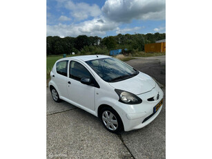 Toyota Aygo 1.0-12V