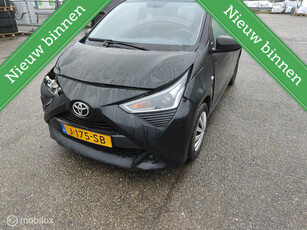 Toyota Aygo 1.0 VVT-i x-fun 2020, 71329 KM, NAP, AIRCO,APK*