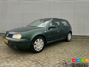 Volkswagen Golf 1.4-16V