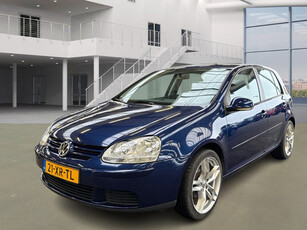 Volkswagen Golf 1.6 FSI Optive 3/VELGEN