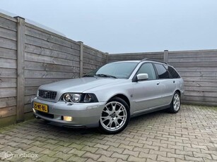 Volvo V40 2.0 Europa CruisC-Trekhaak-Airco-Nieuwe APK