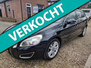 Volvo V60 1.6 T3 Summum AUTOMAAT|LEDER|17