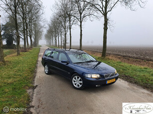 Volvo V70 2.4 aut. 7 zits prachtige staat