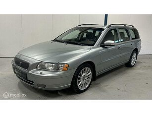 Volvo V70 2.4 Edition II 170PK / AUTOMAAT / XENON