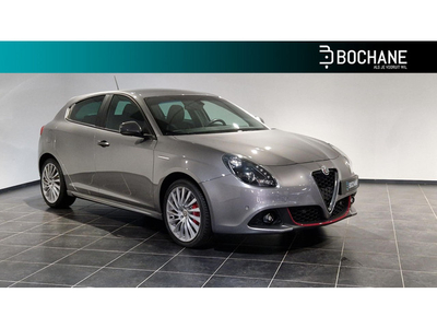 Alfa Romeo Giulietta 1.4 Turbo 170PK Super Automaat | Leder | 18 inch | Parkeersensoren | Navigatie