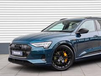 Audi e-tron 50 quattro S edition | Bang & Olufsen | Panoramadak | Trekhaak | 22 Inch