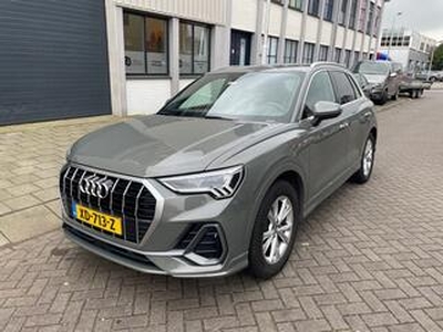 Audi Q3 35 TFSI S Line