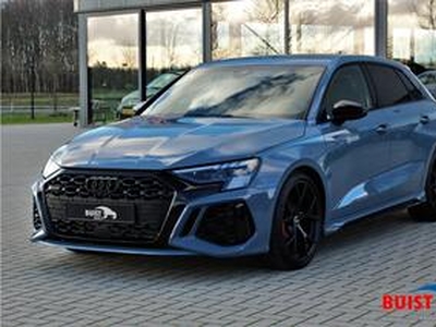 Audi RS3 Sportback 2.5 TFSI quattro 400pk! 7150KM! 1e eig.!