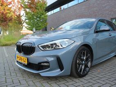 BMW 1-SERIE 118i