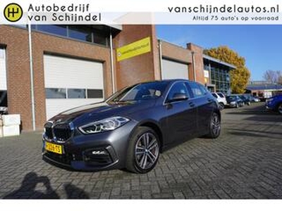 BMW 1-SERIE 118i 141PK HIGH EXECUTIVE EDITION DEC 2019 NWE MODEL 2020 CAMERA FULL LED KEYLESS NAVI CLIMA CRUISE BLUETOOTH PDC V+A 17INCH 4X ELECTR.RAMEN/SPIEGELS