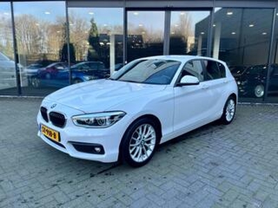 BMW 1-SERIE 118I Exe,1e Eig,Xenon,Navi,Clima,Cruise,PDC,Digi Displ.,Dealer O