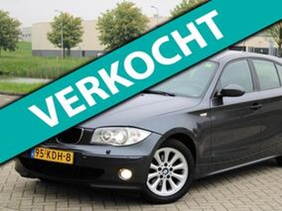 BMW 1-SERIE 118i High Executive AUT l Airco l PDC l LMV