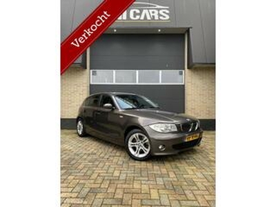 BMW 1-SERIE 118i High Executive Nieuwe APK! PDC! M-Stuur!