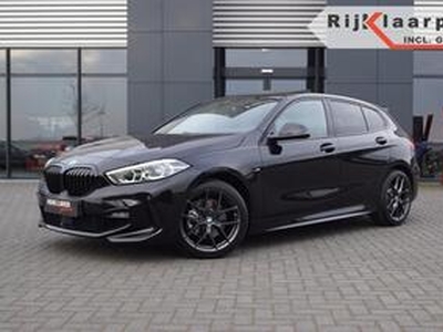 BMW 1-SERIE 118i M Sport Aut. 1.5 12V / Panodak/ Shadow line/18LM