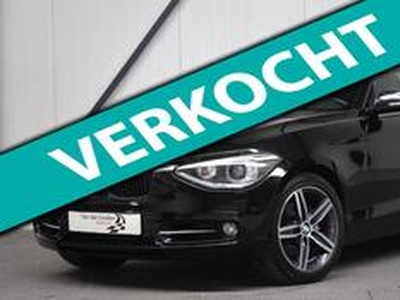 BMW 1-SERIE 118i SPORT edition l Dakraam l Xenon l Vol leder l Groot Navi