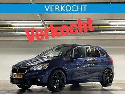 BMW 2-SERIE Active Tourer 218i - Automaat - trekhaak - Cruise - Navi - Airco - Panorama