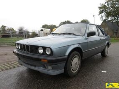 BMW 3-SERIE 318 I BAUR TC