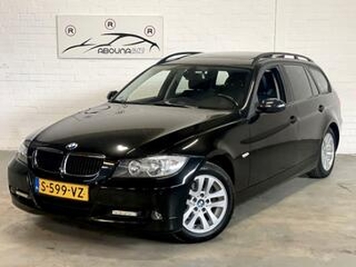 BMW 3-SERIE 320i Exec |Clima |Panoramadak |CruiseC |PDC