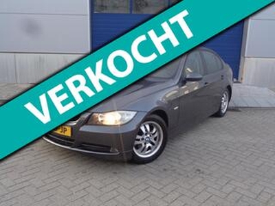 BMW 3-SERIE 320i Executive Airco!! Automaat!! 152DKM!! NAP!!