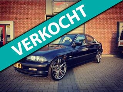 BMW 3-SERIE 323i E46 Executive AIRCO / NAV / 19