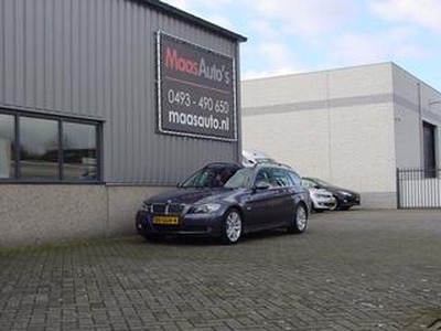 BMW 3-SERIE 325d Executive Yongtimer btw auto !!!! Automaat - leder