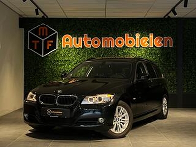 BMW 3-SERIE 318i Touring Business Line