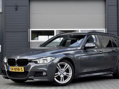 BMW 3-SERIE Touring 318i M Sport Shadow Edition | Digital Display | Audio Media Pack | Groot Navi Prof. | Stoelverwarming | DAB | Full-LED | Orig. NL |