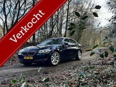 BMW 5-SERIE 520I Sedan High Executive Leder - Groot Navi - Keyless