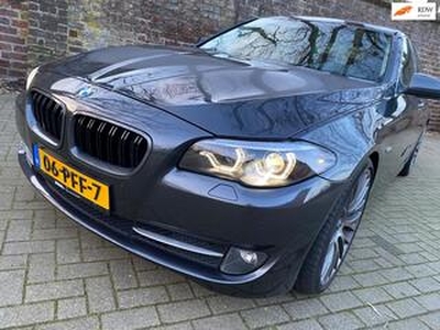 BMW 5-SERIE 523i High Executive 21 inch Sedan Super Auto