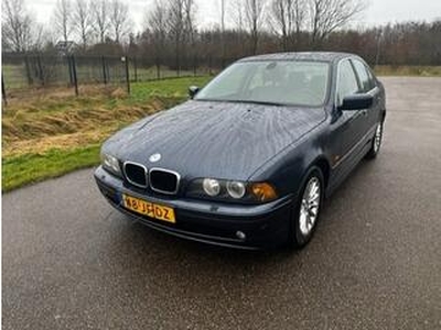 BMW 5-SERIE 530i Edition