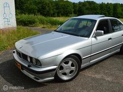 BMW 5-SERIE E34 535i M-Tech / Keskin Breedset / Verkocht