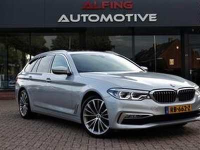 BMW 5-SERIE Touring 520d High Exe Aut Leder Pano Dak Hud