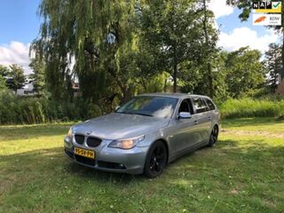 BMW 5-SERIE Touring 525d Corporate Clima.Navi.Leder