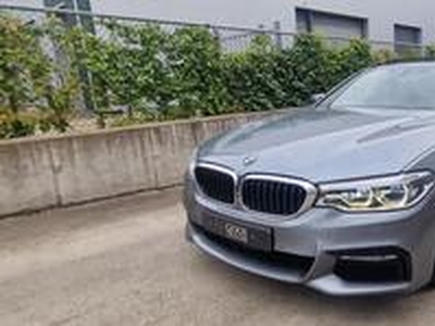 BMW 5-SERIE Touring 540d xDrive High Executive PANO 360 M SPORT VOL VOL!!!!