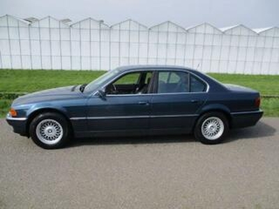 BMW 7-SERIE 728i Executive Automaat