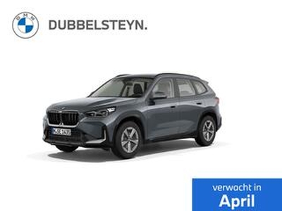 BMW X1 18i sDrive | 17'' | Adapt. LED | Comf. Acc. | DAB | Draadloos laden | Storm Bay