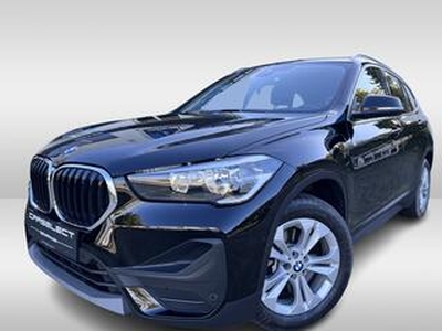 BMW X1 xDrive25e, Harman/Kardon, DAB-Tuner, Climaat control, Navigatie-Plus . Een proefrit levert het bewijs. Neem contact op en we maken een afspraak!