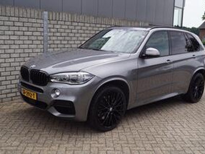 BMW X5 M50D X Drive Autom Panodak Soft Close Head Up Navi 360 Camera Luchtvering Clima x PDC LMV Trekhaak ENZ NL Auto.