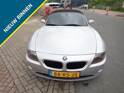 BMW Z4 2.2i Pure