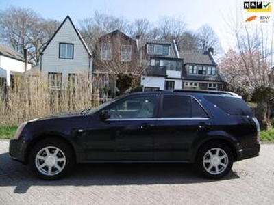 Cadillac SRX 4.6 Sport 325pk V8 Navi Leder Trekhaak Schuifdak LEES TEKST