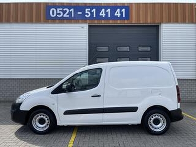 Citroen BERLINGO 1.6 BlueHDI 75 Comfort / rijklaar ? 8950 ex btw / lease vanaf ? 192 / airco / cruise / trekhaak / schuifdeur !