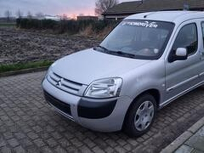 Citroen BERLINGO 1.6i Multispace Caract?re