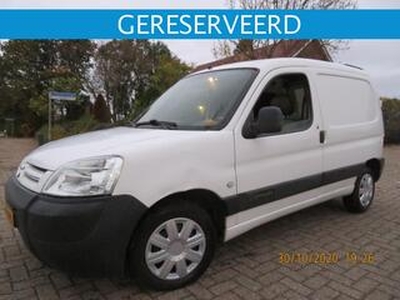 Citroen BERLINGO Benzine met Trekhaak en Ladderdak !