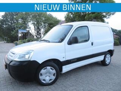 Citroen BERLINGO met Schuifdeur en een Nieuwe APK !