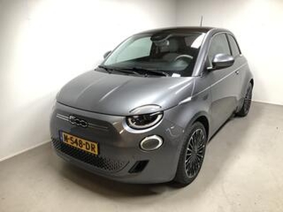 Fiat E-500 La Prima 38 kWh Incl. BTW Panorama Dak Camera Apple Carplay. Particulieren kunnen een subsidie van ? 2.000 aanvragen