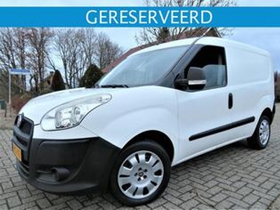 Fiat DOBLO 1.4i Benzine met Zijdeur & Slechts 47000 km !